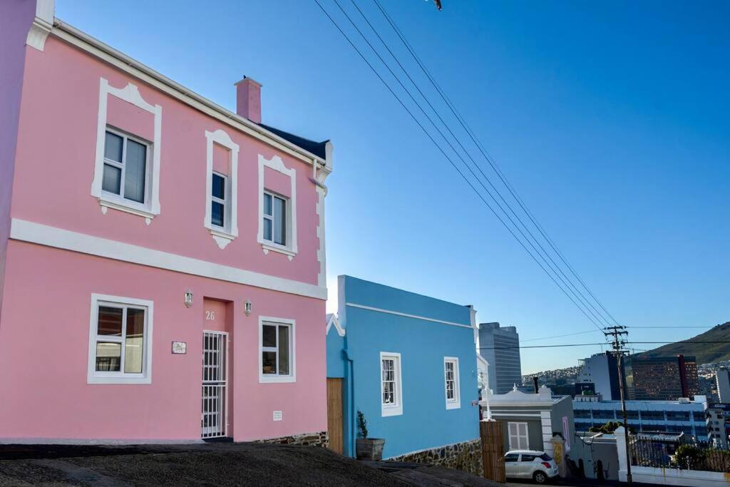 Holiday home The Dolls House